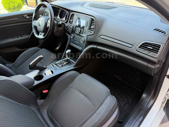 2017 MODEL 144 BİN KM DE 1.5 DCI MEGANE TOUCH OTOMATİK BOYASIZ
