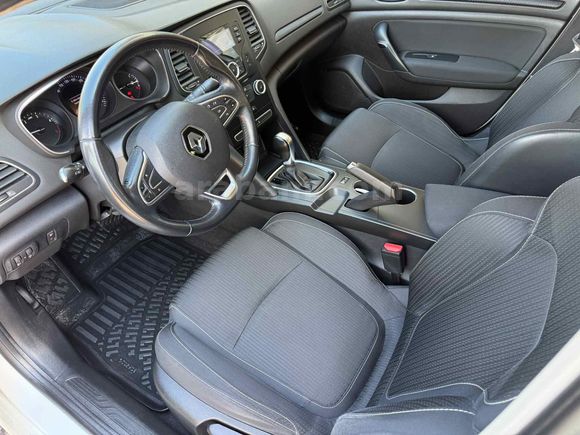 2017 MODEL 144 BİN KM DE 1.5 DCI MEGANE TOUCH OTOMATİK BOYASIZ