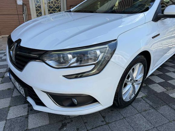 2017 MODEL 144 BİN KM DE 1.5 DCI MEGANE TOUCH OTOMATİK BOYASIZ