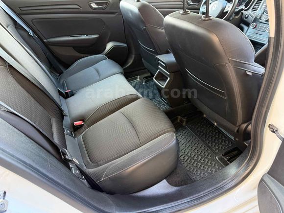 2017 MODEL 144 BİN KM DE 1.5 DCI MEGANE TOUCH OTOMATİK BOYASIZ
