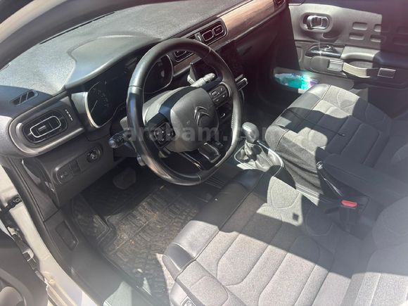 Sahibinden Citroen C3 1.2 PureTech Shine 2021 Model