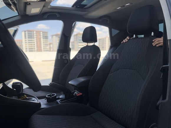 Öz mutlu otomotiv den bırıncı sınıf leon