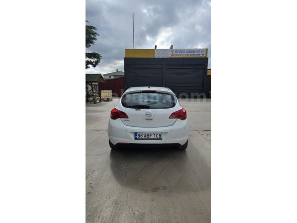 Sahibinden Opel Astra 1.6 Edition 2012 Model