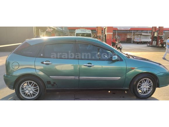 Sahibinden Ford Focus 1.6 Ghia 2000 Model