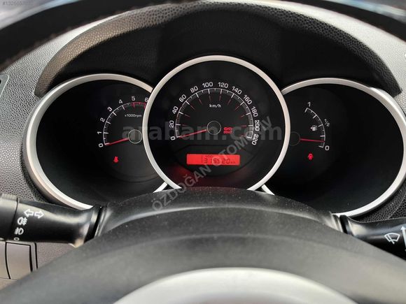 ÖZDOĞAN'dan KİA VENGA 1.4 CRDi ACTİVE