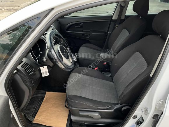 ÖZDOĞAN'dan KİA VENGA 1.4 CRDi ACTİVE