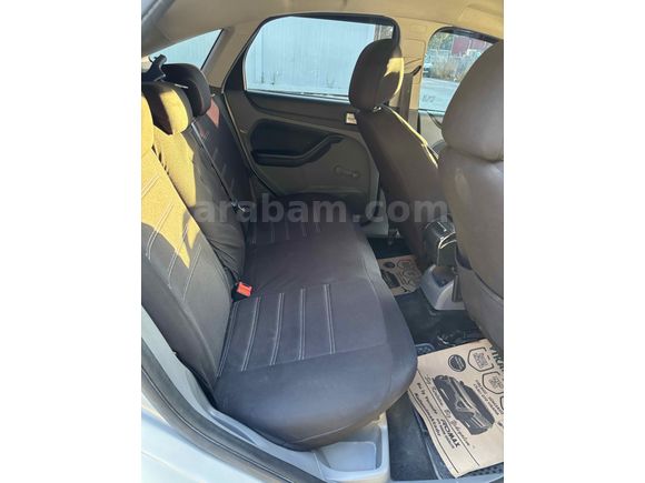 Sahibinden Ford Focus 1.6 Comfort 2011 Model 