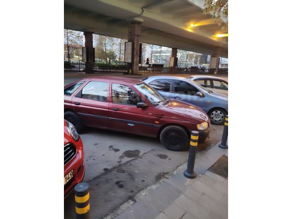 Orjinal Ford Escort 1.6 Ghia 1998 Model