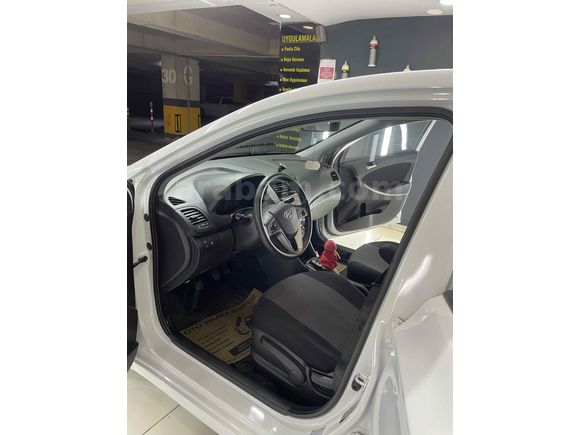 Sahibinden Hyundai Accent Blue 1.6 CRDI Mode Plus 2018 Model 