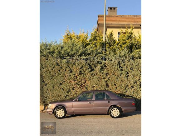 MMT AUTO'DAN W124 KOLEKSİYONLUK SAF BENZİN BORNİTE METALLİC