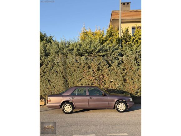 MMT AUTO'DAN W124 KOLEKSİYONLUK SAF BENZİN BORNİTE METALLİC
