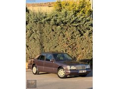 MMT AUTO'DAN W124 KOLEKSİYONLUK SAF BENZİN BORNİTE METALLİC