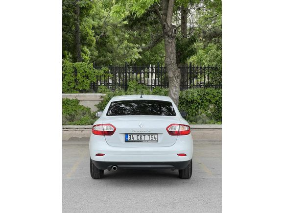 MMT AUTO'DAN FLUENCE DİZEL OTOMATİK DÜŞÜK KM