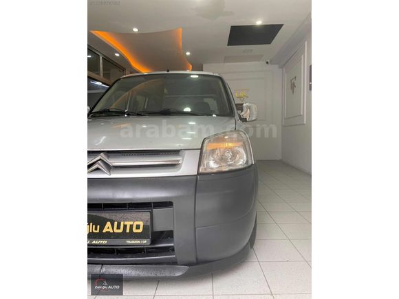 ZALOĞLU AUTODAN 2006 MASRAFSIZ AİLE ARABASI