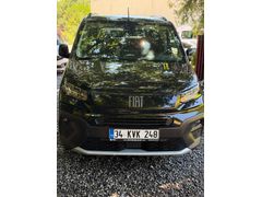 İLK SAHİBİNDEN SERVİS BAKIMLI YENİ KASA 2024 OTOMATİK DOBLO