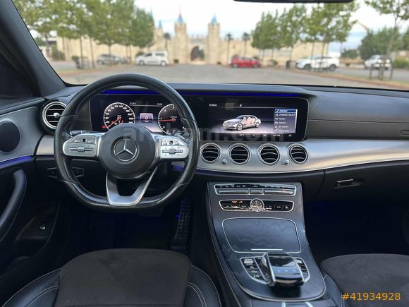KRİSTAL MOTORSTAN HATASIZ BOYASIZ 2020 E200D AMG COMMAND