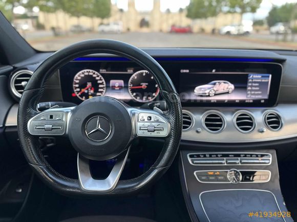 KRİSTAL MOTORSTAN HATASIZ BOYASIZ 2020 E200D AMG COMMAND