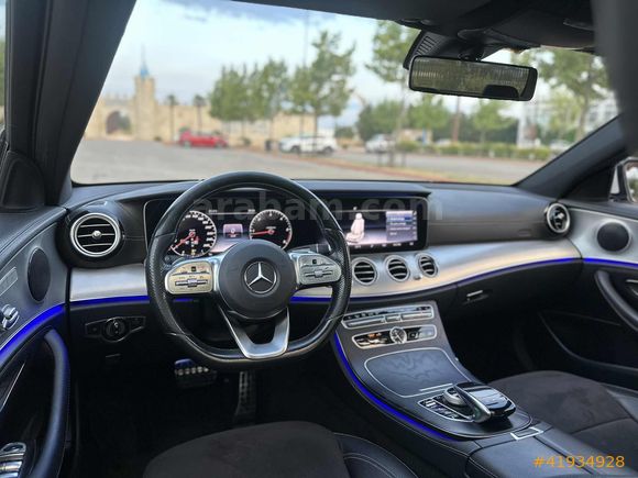 KRİSTAL MOTORSTAN HATASIZ BOYASIZ 2020 E200D AMG COMMAND