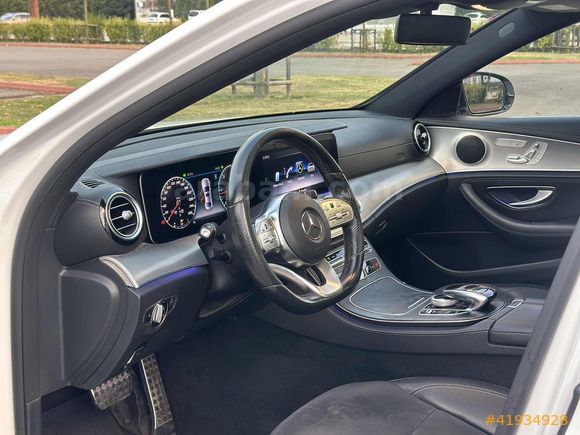 KRİSTAL MOTORSTAN HATASIZ BOYASIZ 2020 E200D AMG COMMAND