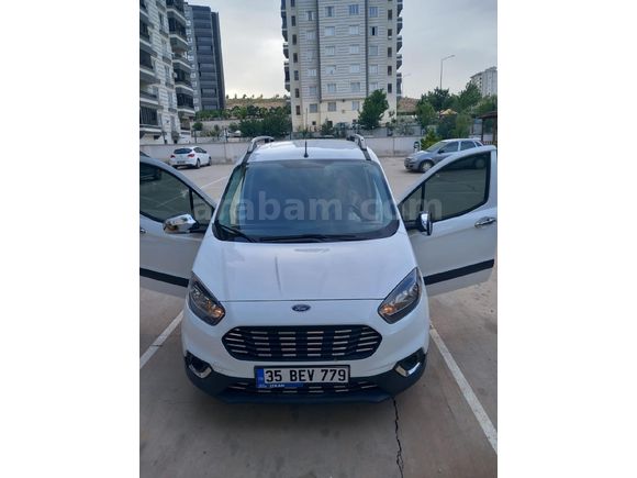 Sahibinden Ford Transit Courier 1.5 TDCi Trend 2022 Model