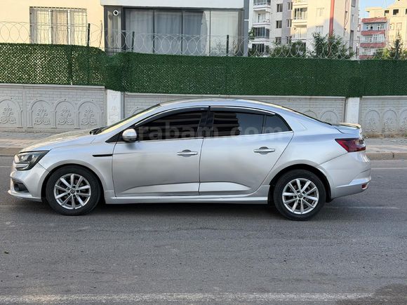 Galeriden Renault Megane 1.5 dCi Touch Plus 2018 Model Diyarbakır