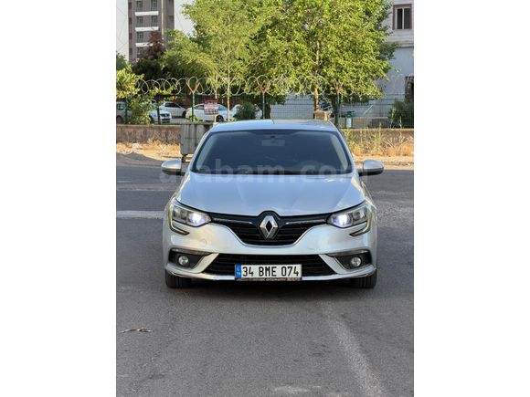 Galeriden Renault Megane 1.5 dCi Touch Plus 2018 Model Diyarbakır