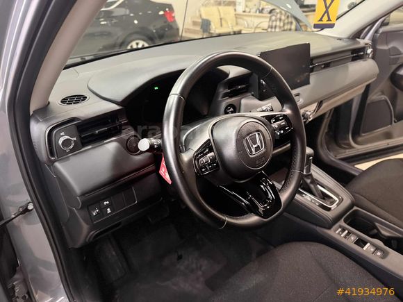 2024 HONDA HR-V ELEGANCE 16 BİN KM HATASIZ BOYASIZ