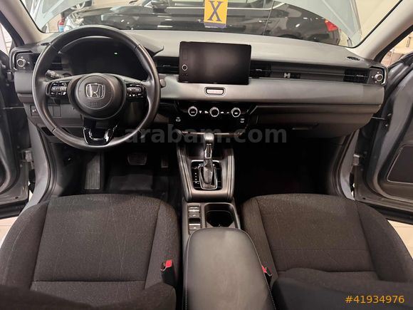 2024 HONDA HR-V ELEGANCE 16 BİN KM HATASIZ BOYASIZ