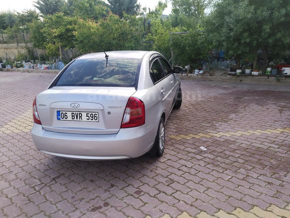 Sahibinden Hyundai Accent Era 1.4 Team 2010 Model