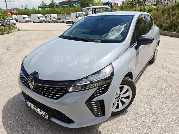 BOYASIZ DEĞİŞENSİZ-OTOMATİK 2023 CLİO-1.0 EQUİLİBRE -GARANTLİ
