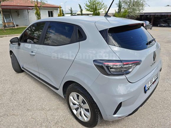 BOYASIZ DEĞİŞENSİZ-OTOMATİK 2023 CLİO-1.0 EQUİLİBRE -GARANTLİ