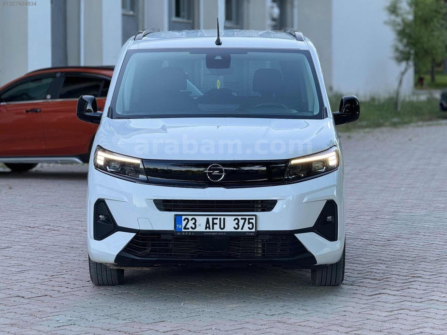 Galeriden Opel Combo 1.5 CDTI Essential 2025 Model Elazığ 42.000 km Beyaz 5