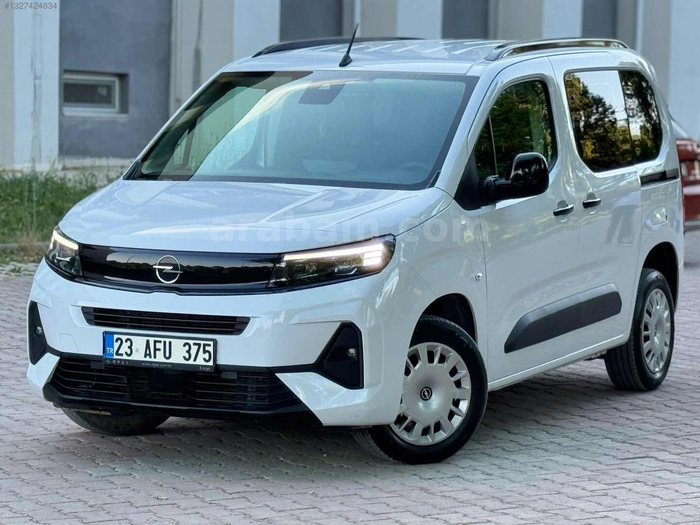 Galeriden Opel Combo 1.5 CDTI Essential 2025 Model Elazığ 42.000 km Beyaz 1