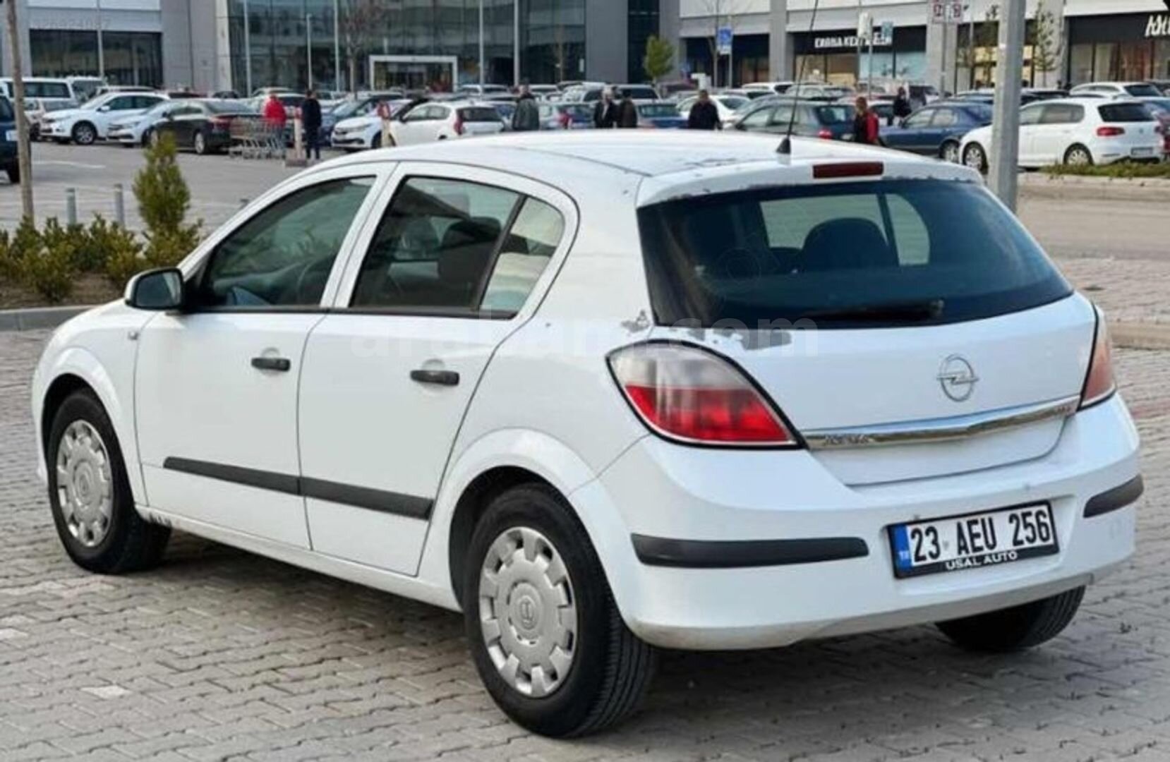 Galeriden Opel Astra 1.3 CDTI Essentia 2006 Model Elazığ 229.000 km Beyaz 4