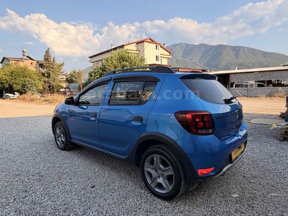 Galeriden Dacia Sandero 0.9 TCe Stepway Easy-R 2019 Model Muğla