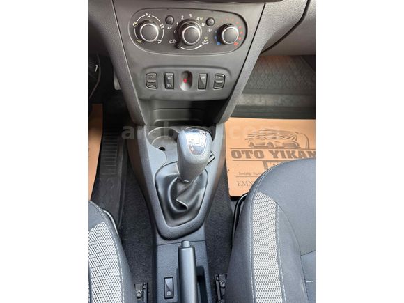 Galeriden Dacia Sandero 0.9 TCe Stepway Easy-R 2019 Model Muğla