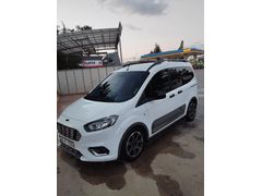 Sahibinden Ford Tourneo Courier 1.5 TDCi Journey Titanium Plus 2022 Model