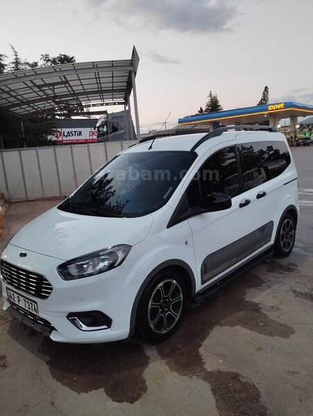 Sahibinden Ford Tourneo Courier 1.5 TDCi Journey Titanium Plus 2022 Model 1