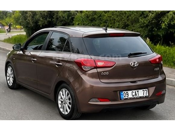 Sahibinden Hyundai i20 1.2 MPI Style 2017 Model 