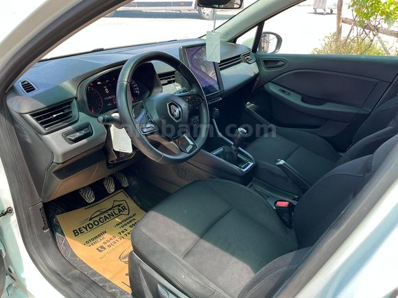 BEYDOĞANLAR'DAN 2021 MODEL CLİO 1.0 SCE JOY PAKET