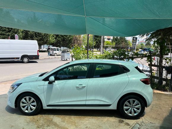 BEYDOĞANLAR'DAN 2021 MODEL CLİO 1.0 SCE JOY PAKET
