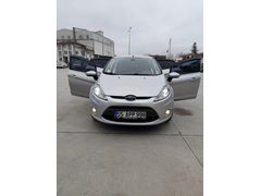 Sahibinden Ford Fiesta 1.4 TDCi Titanium X 2011 Model