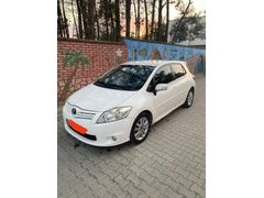 Sahibinden Toyota Auris 1.33 Comfort 2012 Model  155.400 km Beyaz