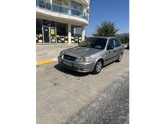Sahibinden Hyundai Accent 1.3 Admire 2005 Model  226.000 km Gri (Gümüş)