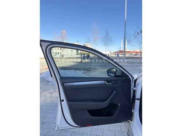 Skoda SuperB 1.4 TSI Active 2018 Model Adıyaman