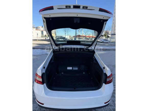 Skoda SuperB 1.4 TSI Active 2018 Model Adıyaman