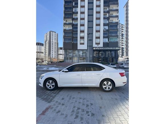 Skoda SuperB 1.4 TSI Active 2018 Model Adıyaman