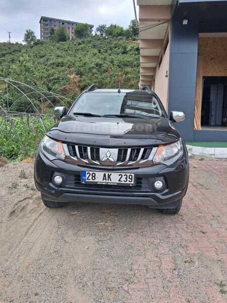 Sahibinden Mitsubishi L 200 4x2 Storm 2017 Model 2018 çıkışlı 86000km Siyah