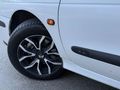 BAHAR AUTO'DAN 2003 MODEL HATASIZ BOYASIZ DÜŞÜK KM MEGANE 1