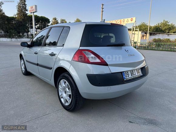 2004 MODEL 279 BİNDE DEĞİŞENSİZ TRAMERSİZ 1.4 RENAULT MEGANE.
